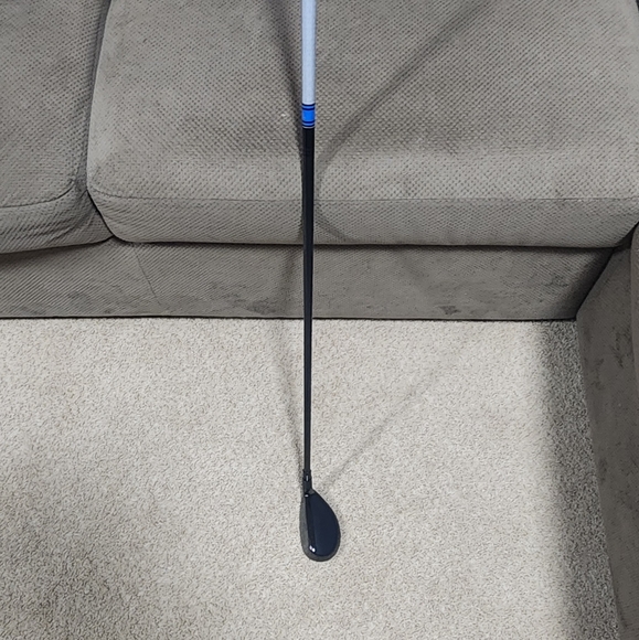 TAYLORMADE SIM2 Rescue 3Hybrid - Picture 3 of 6